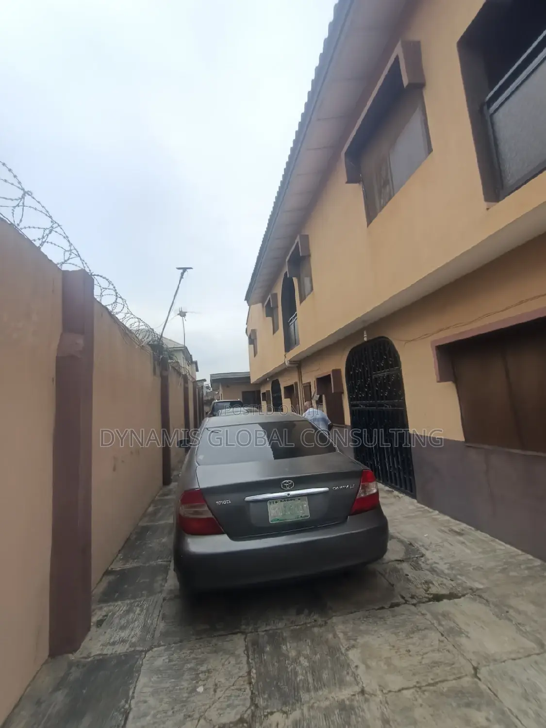Furnished 2bdrm Bungalow in Olufemi Ojo Close, Omole Phase 2 for rent