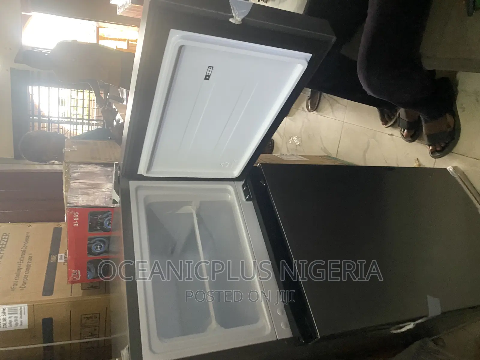 Hisense 124L Top Mount Double Door Refrigerator, R600