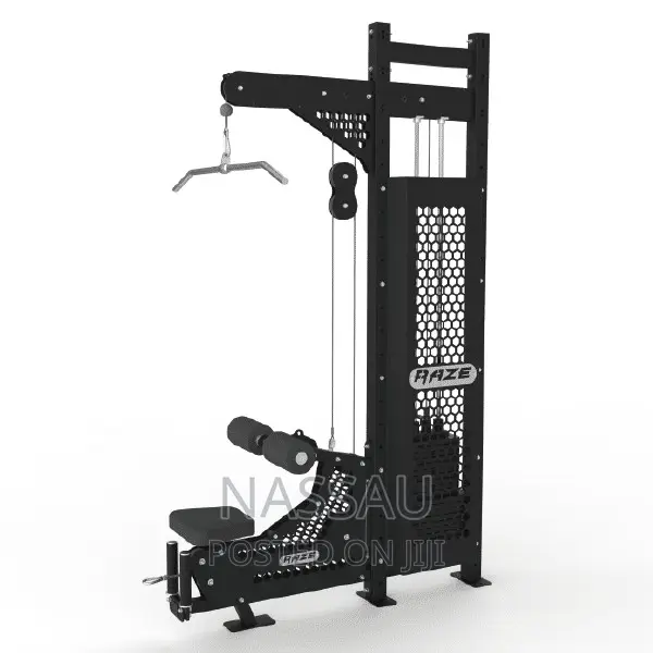 Commercial Lat Pull Machine