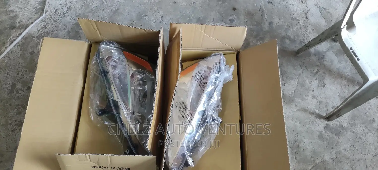Head Lamp Honda Accord 2003 - 2006 Taiwan Tyc