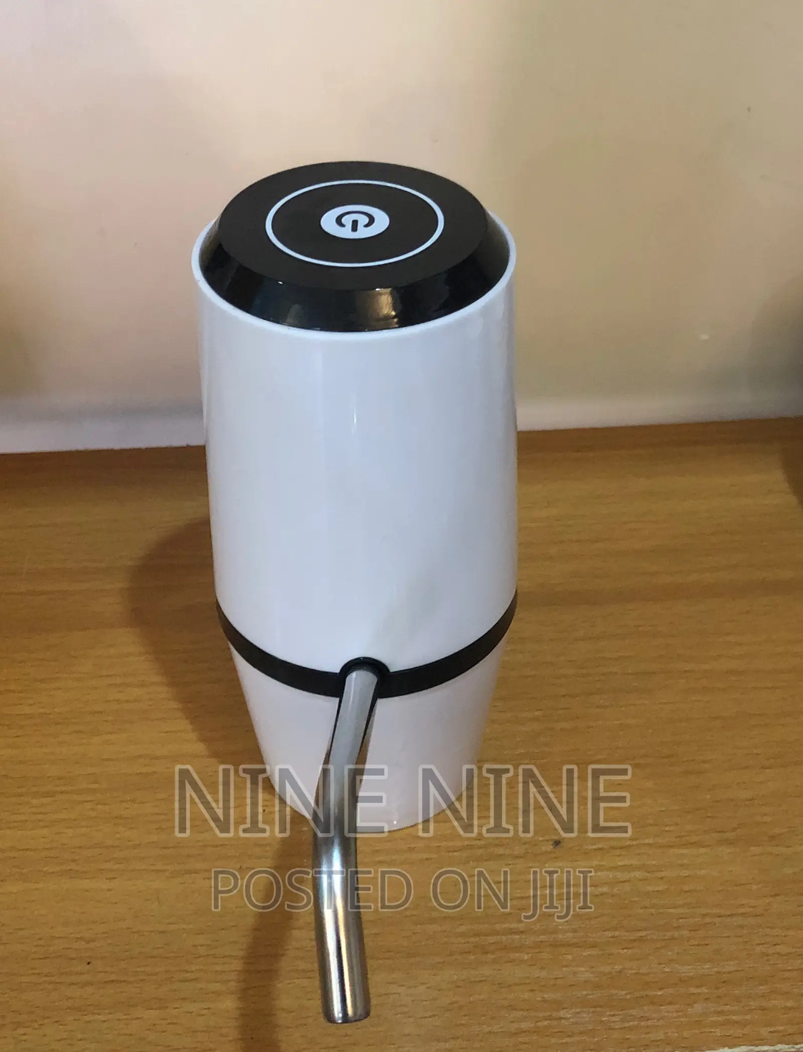 Starco Smart Touch Water Pump ()