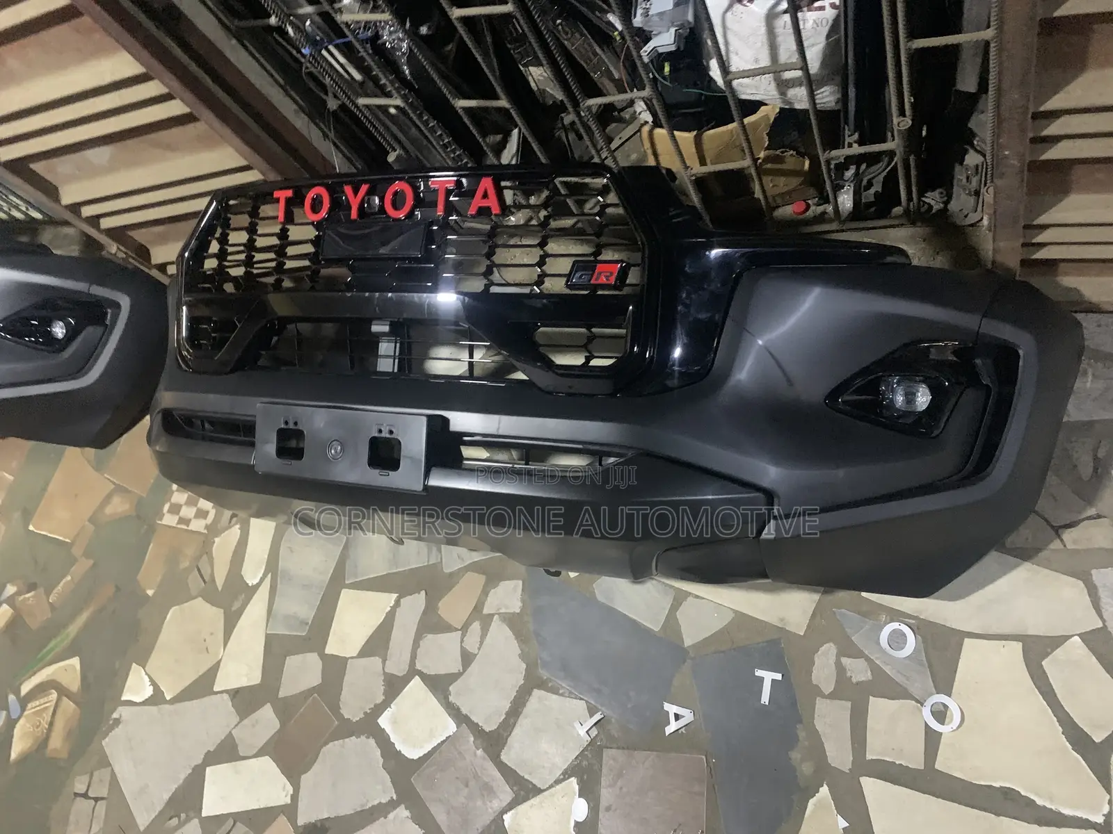 Complete Front Bumper Hilux 2023