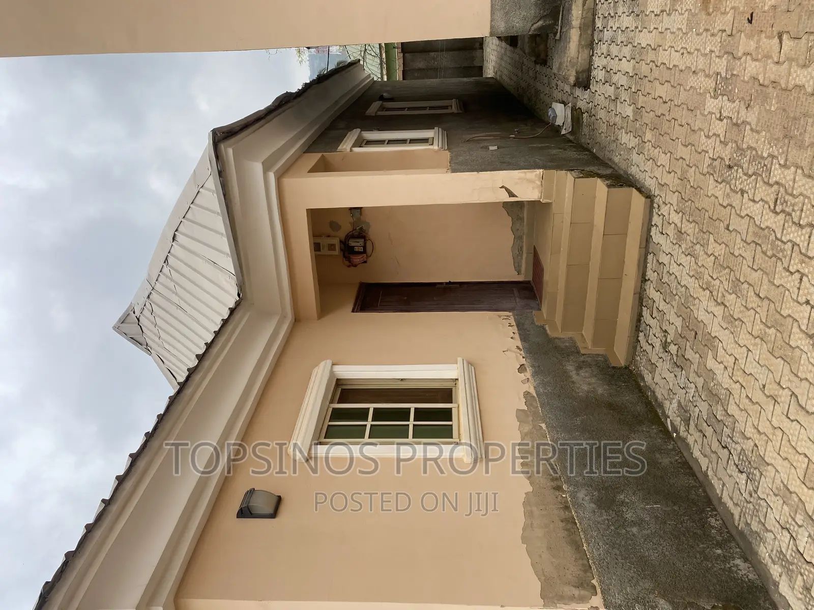 1bdrm Bungalow in Dawaki for rent