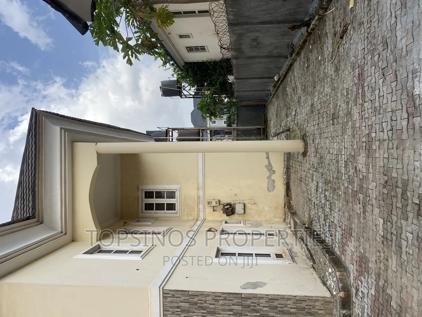 5bdrm Duplex in Dawaki for rent