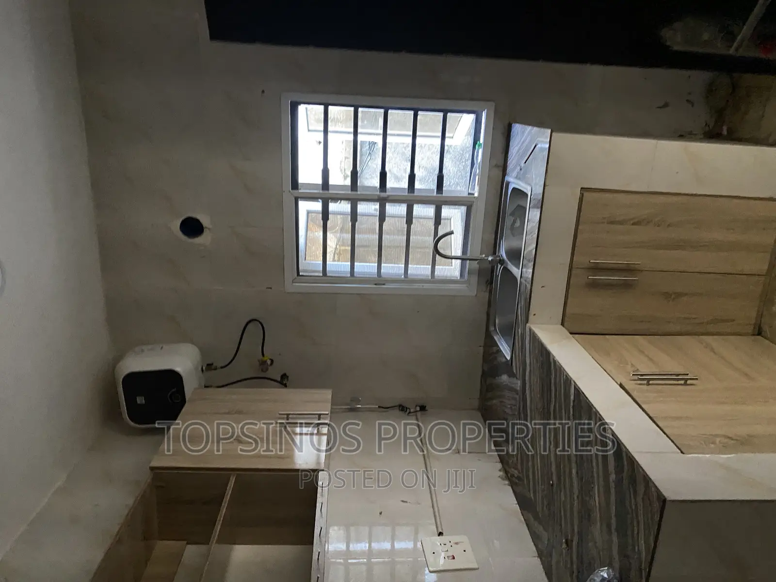 2bdrm Block of Flats in Dawaki for rent