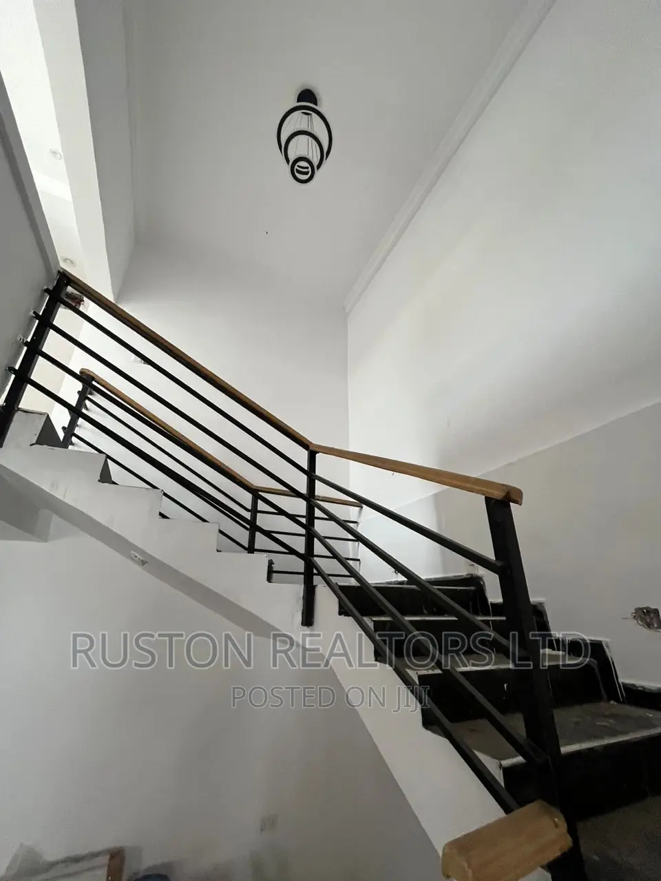 4 Bedroom Terraced Duplex With Bq