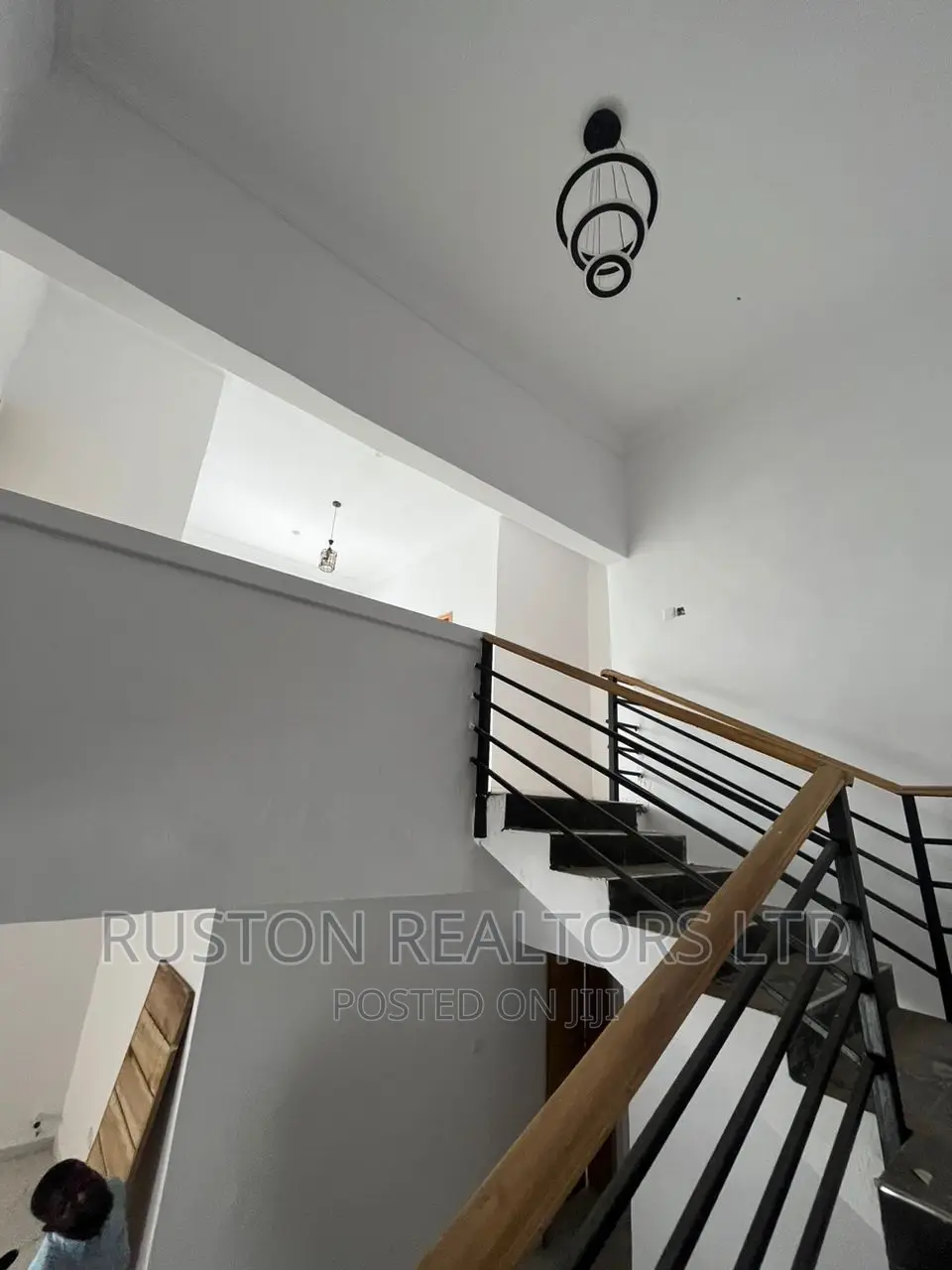 4 Bedroom Terraced Duplex With Bq