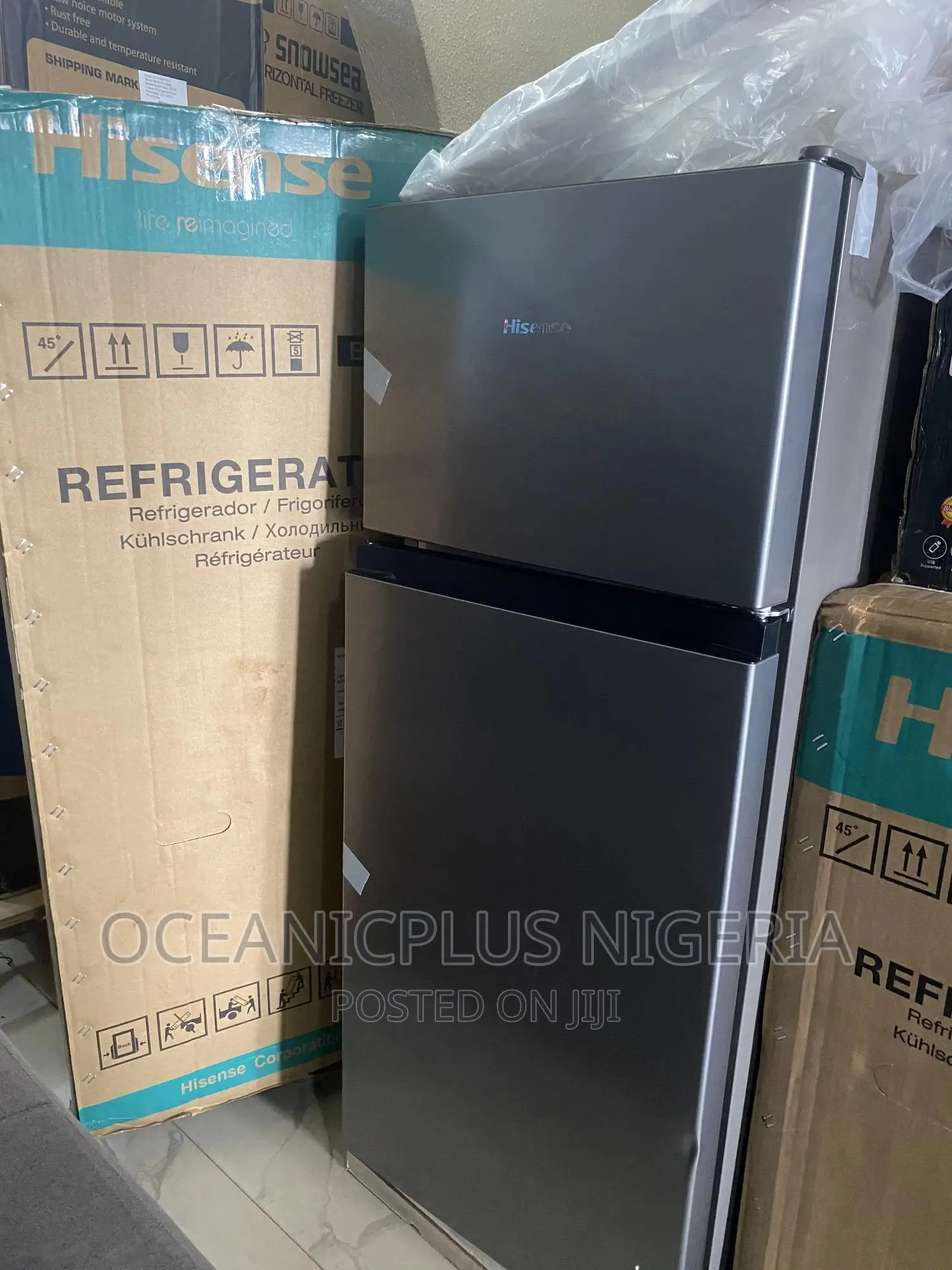 Hisense Double Door Top Refrigerator 124l