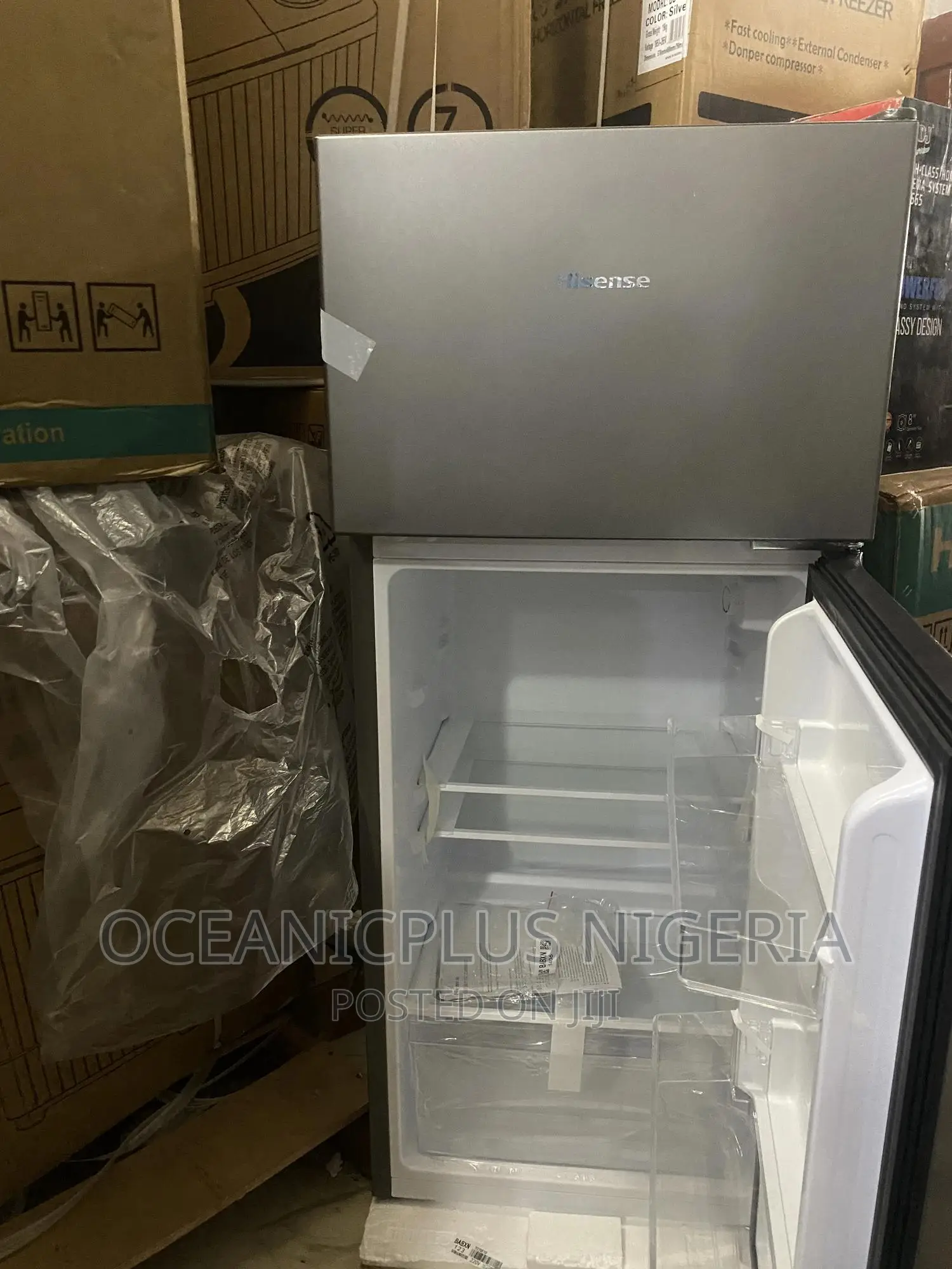 Hisense 124l Low Noise Double Door Refrigerator