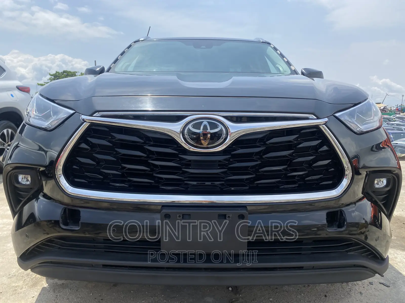 Toyota Highlander Limited 2022 Matt Black