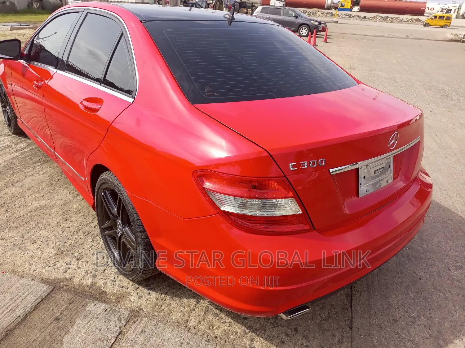 Mercedes-Benz C300 2010 Red