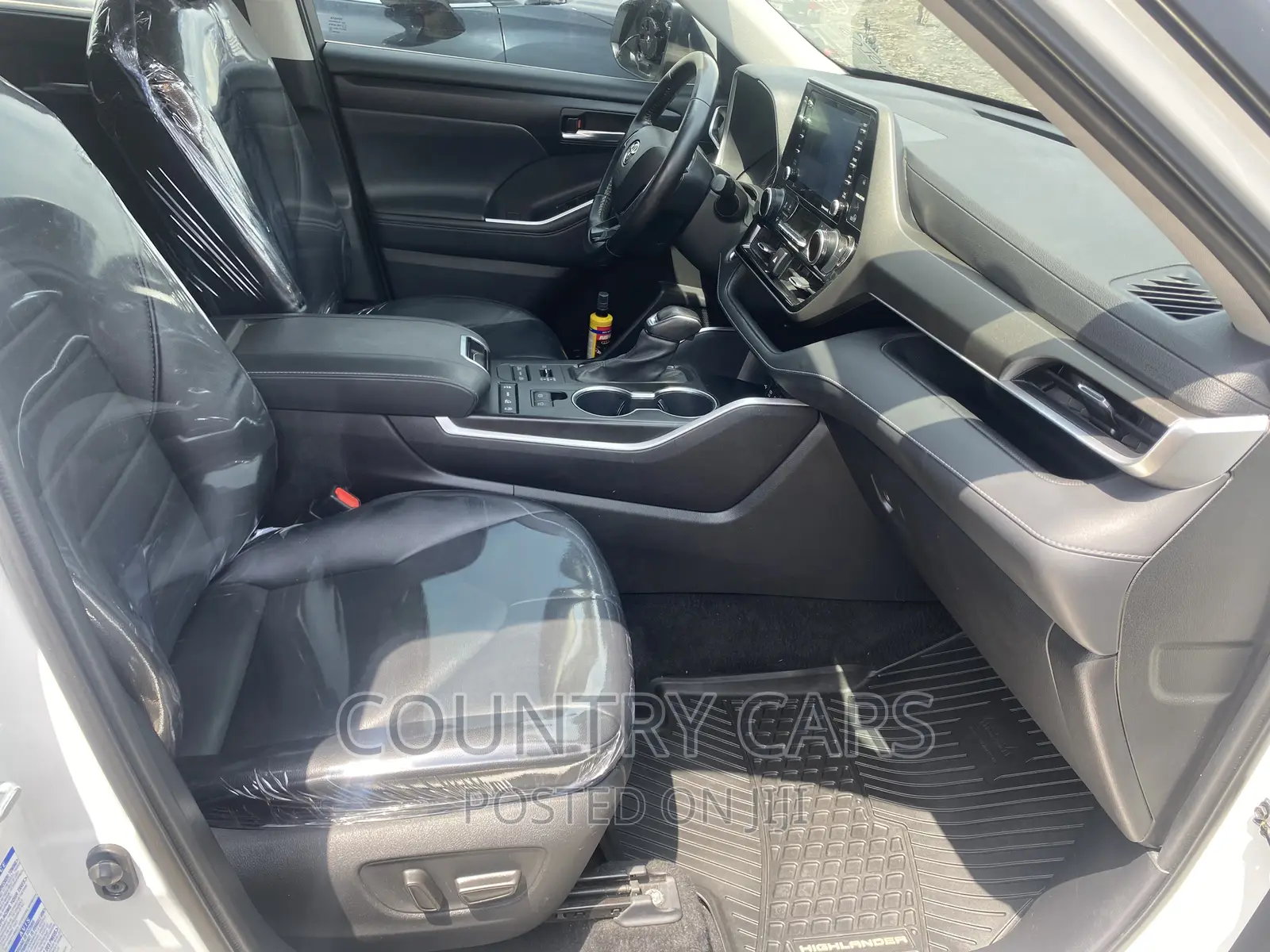 Toyota Highlander XLE 2022 White