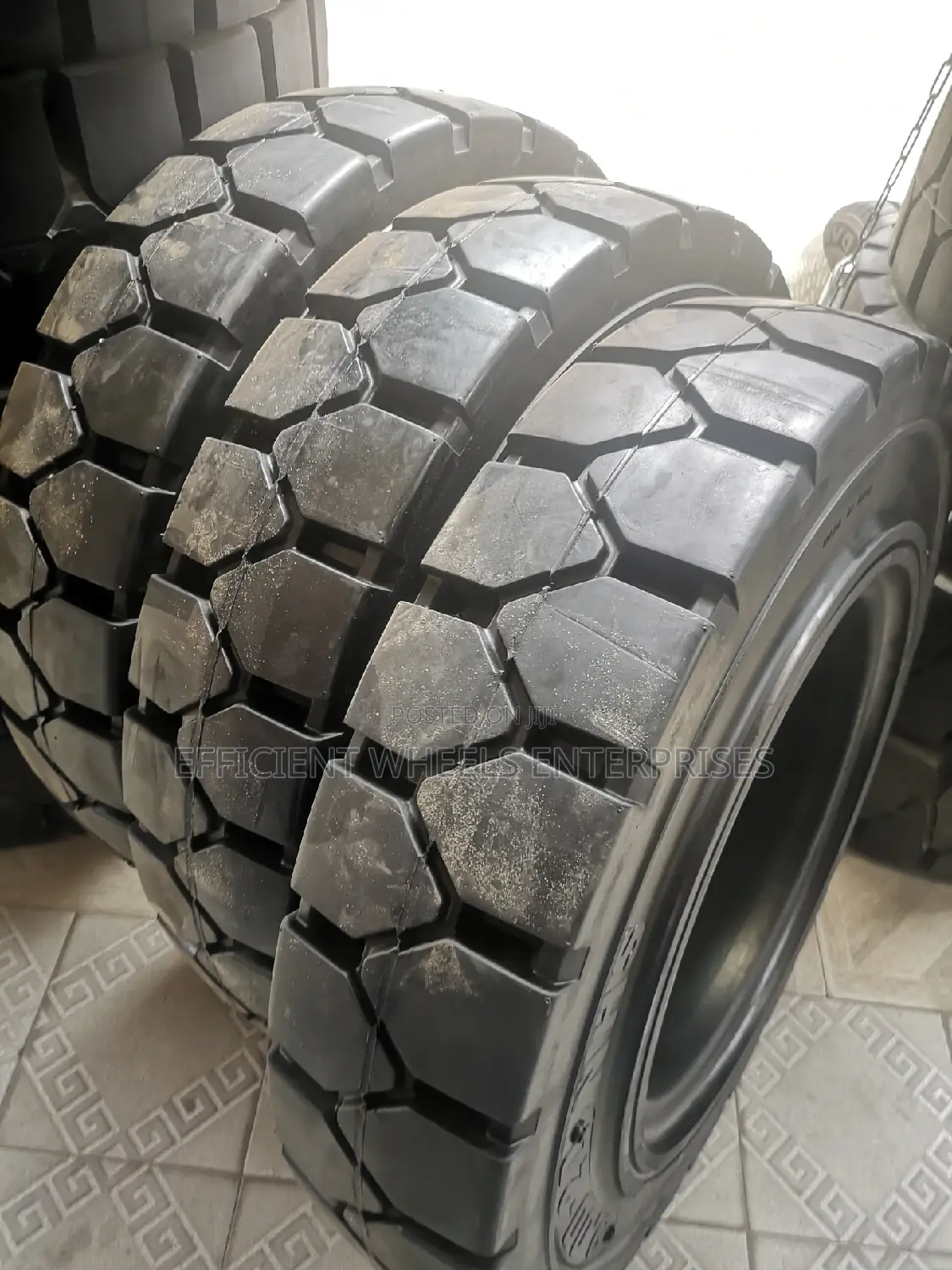 9.00-20 ROYAL SOLID Tyre