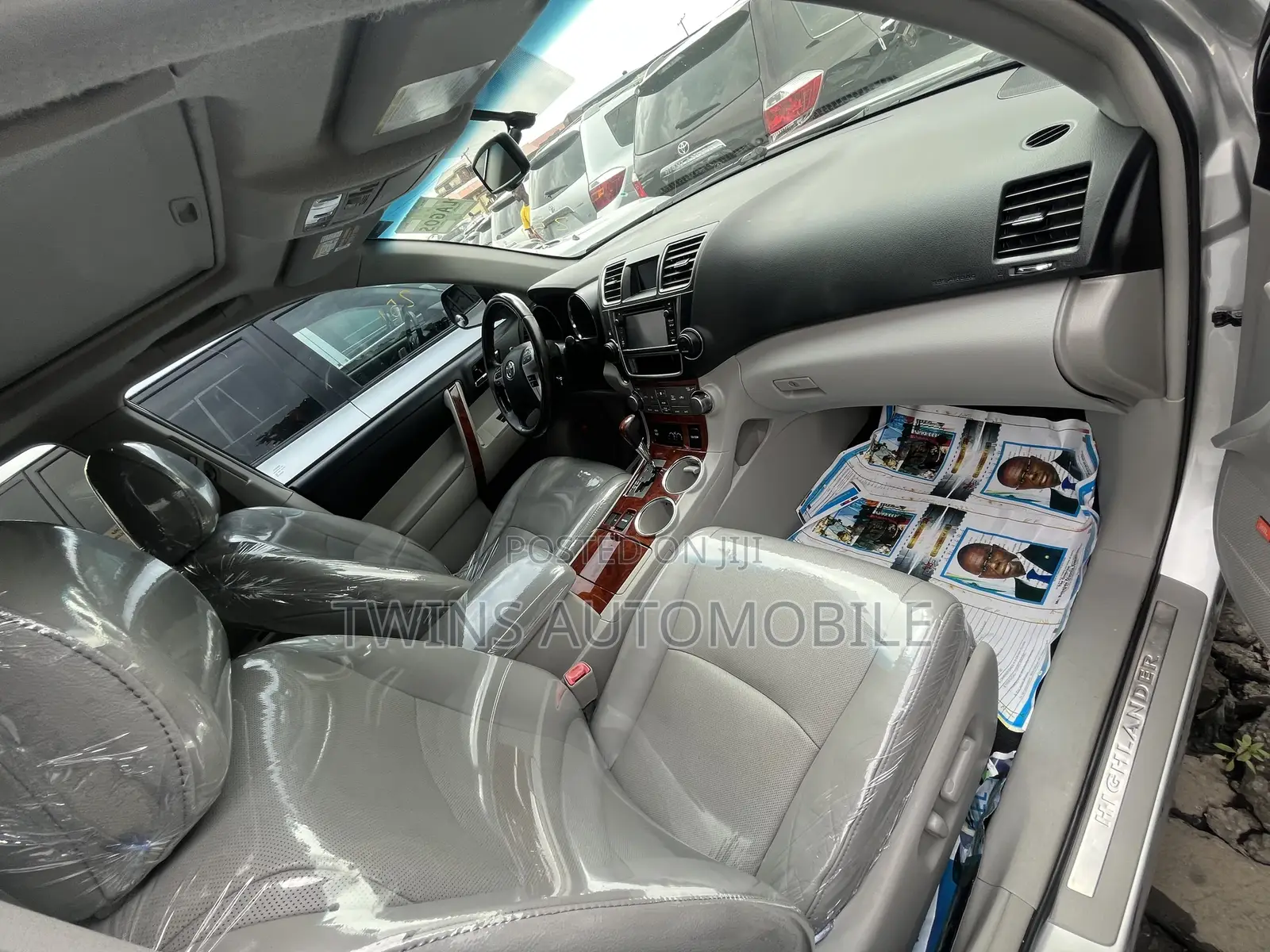 Toyota Highlander Limited 3.5l 4WD 2013 Silver