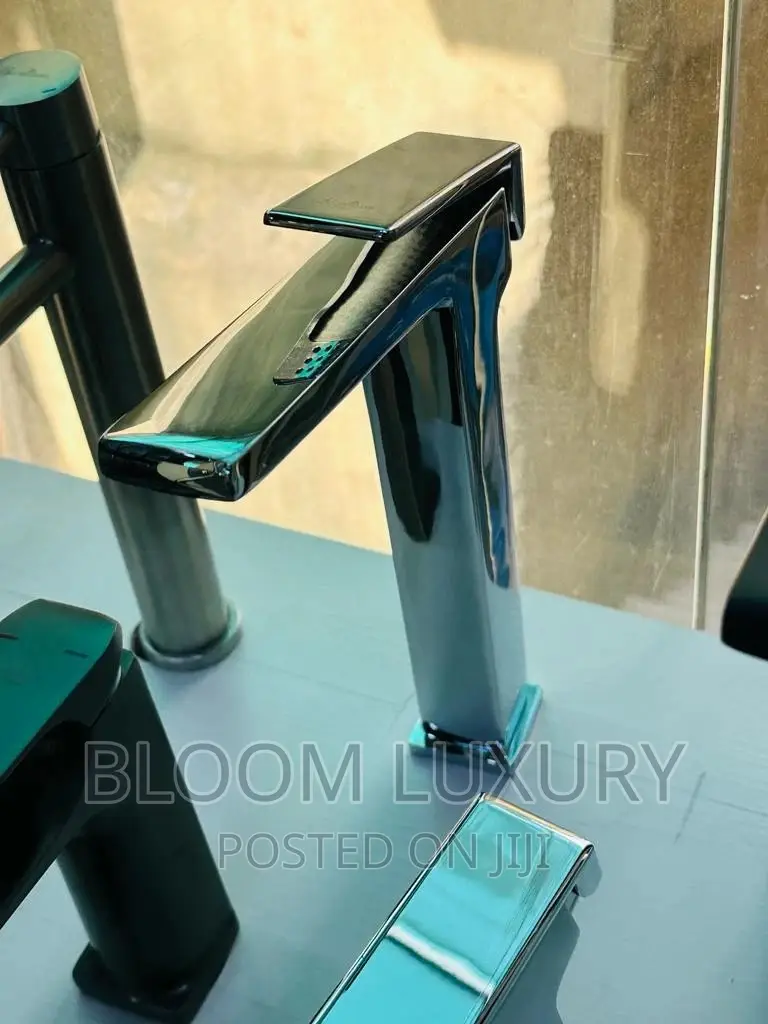Unique Countertop Wash Hand Basin Faucet