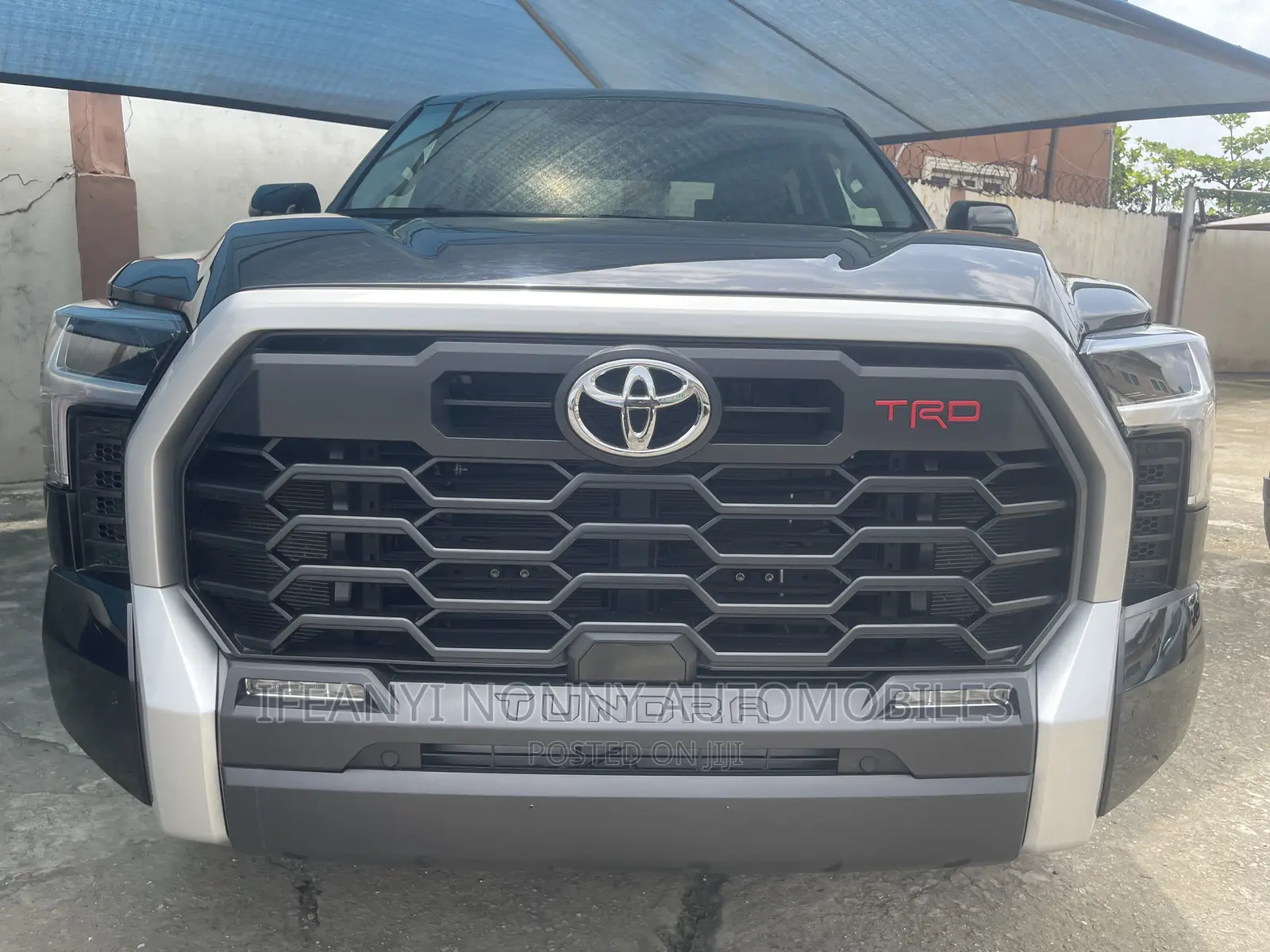 Toyota Tundra 2023 Black