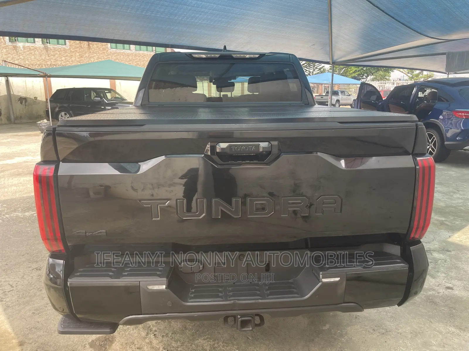 Toyota Tundra 2023 Black
