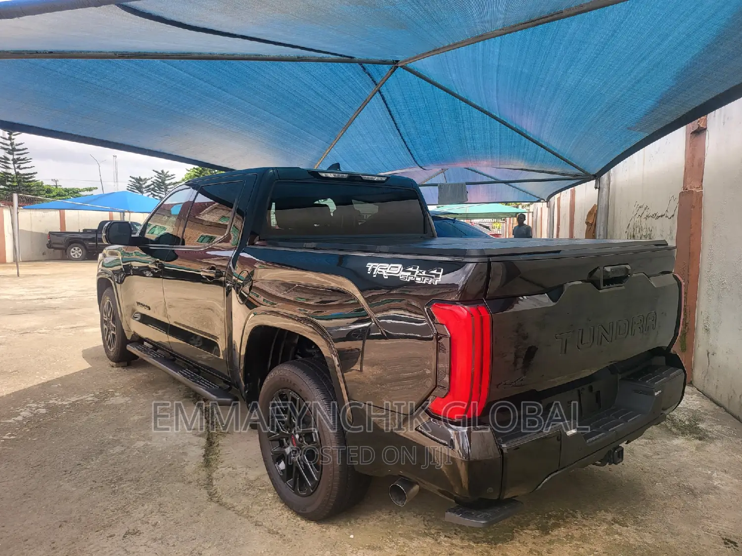 Toyota Tundra 2023 Black