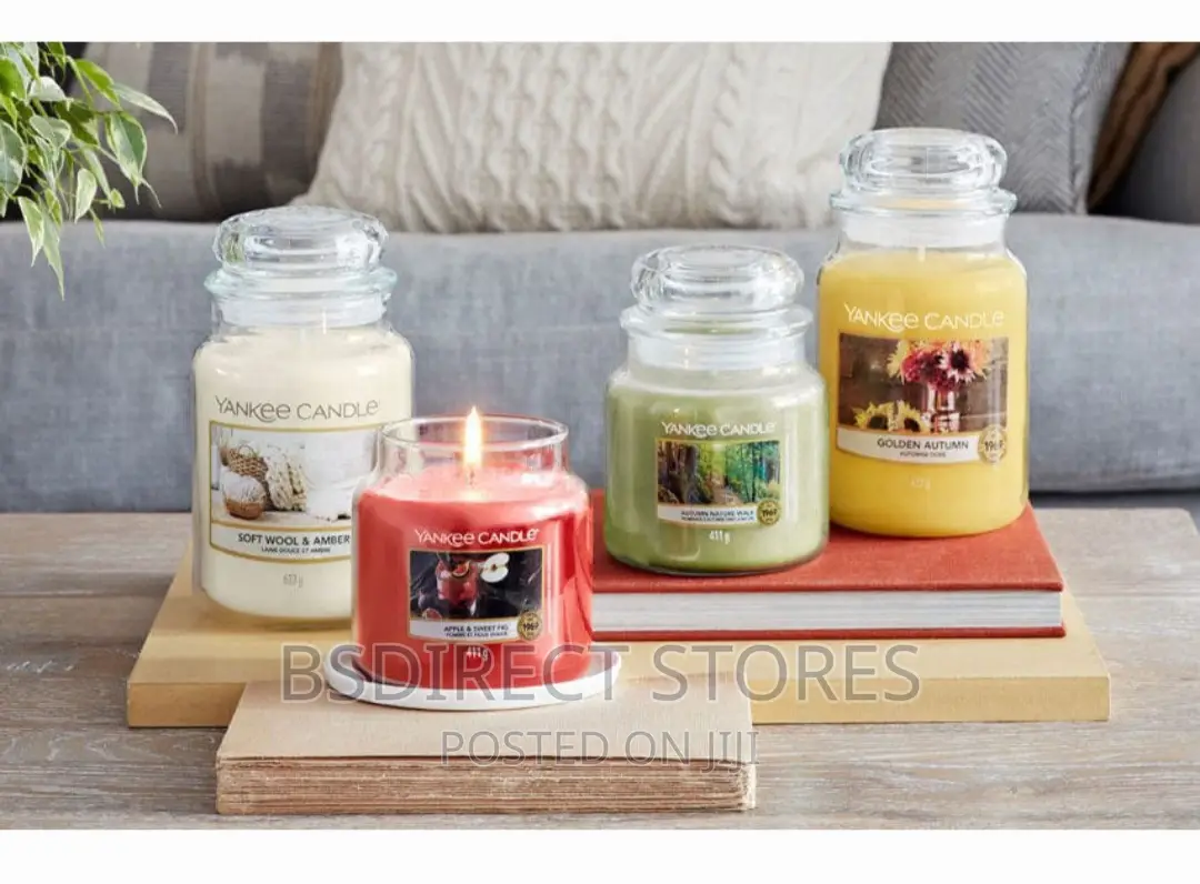 Yankee Candle Medium Size Scented Jar Perfect Gifts 75 Hours