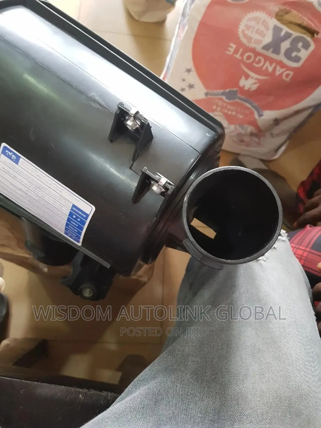 Air Cleaner Housing/Casing for Toyota Hiace (Hummer Bus)