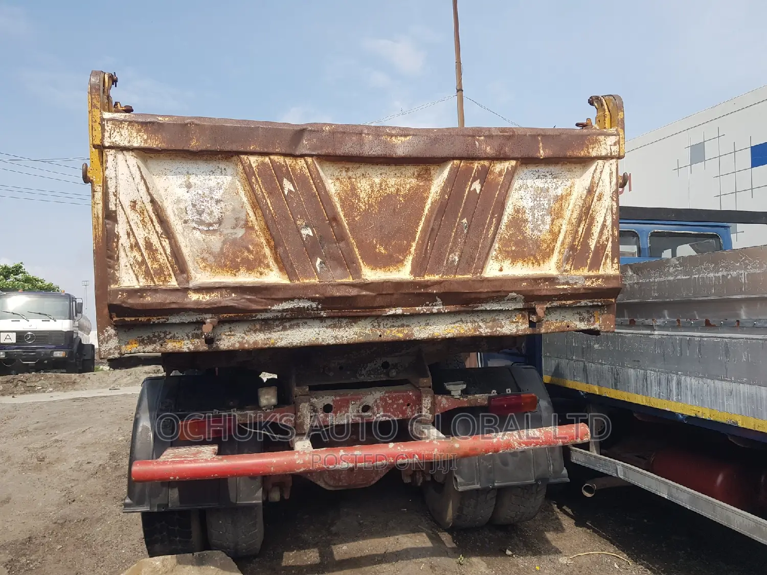 M/Benz Tipper 2931 Model 10tyers