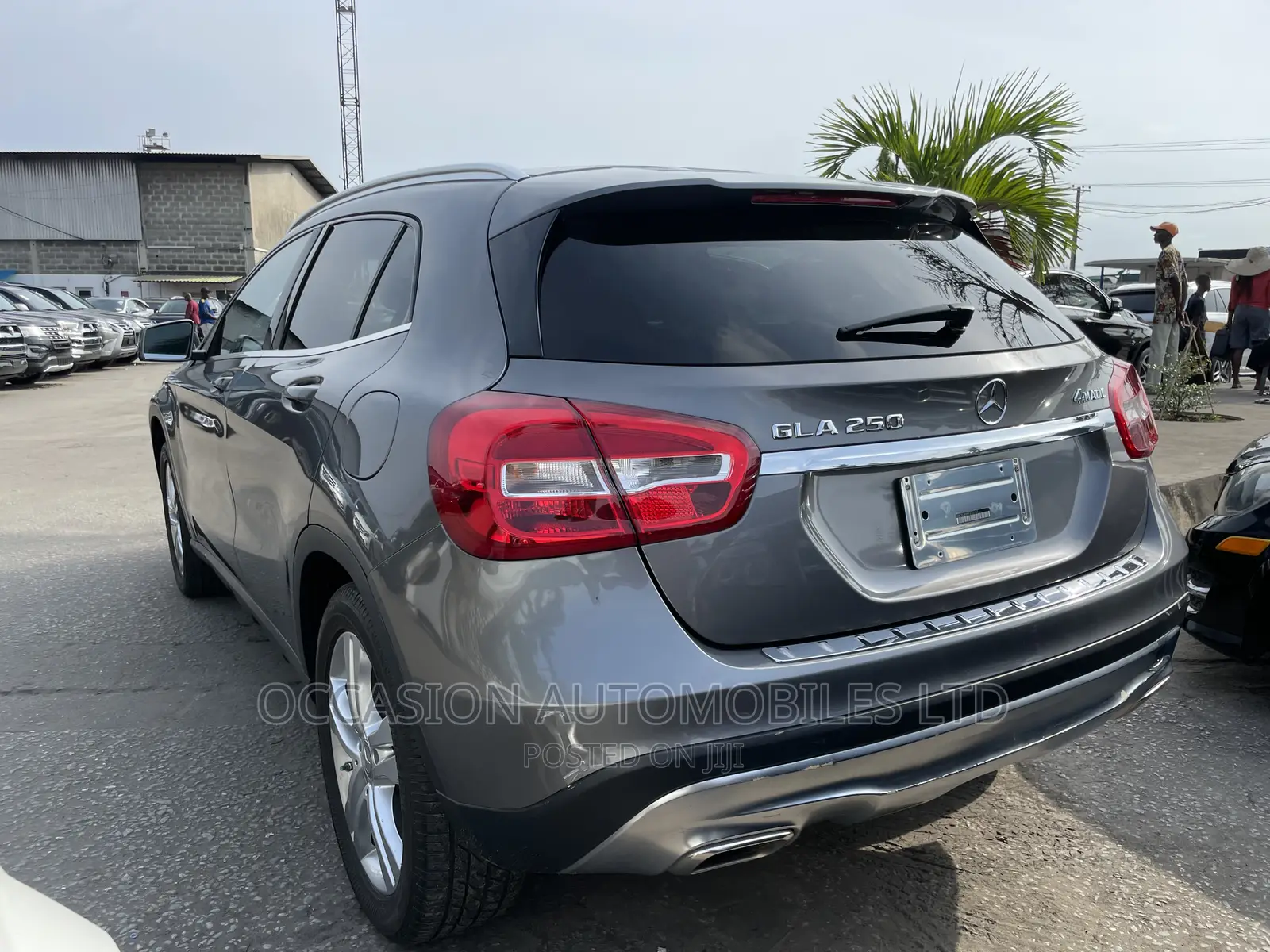 Mercedes-Benz GLA 250 2016 Gray