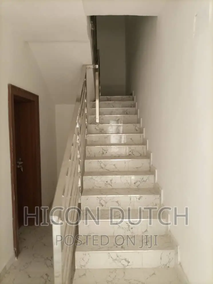 4bdrm Duplex in Entd Estate, Gwarinpa for rent