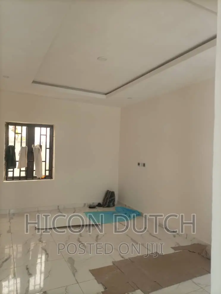 4bdrm Duplex in Entd Estate, Gwarinpa for rent