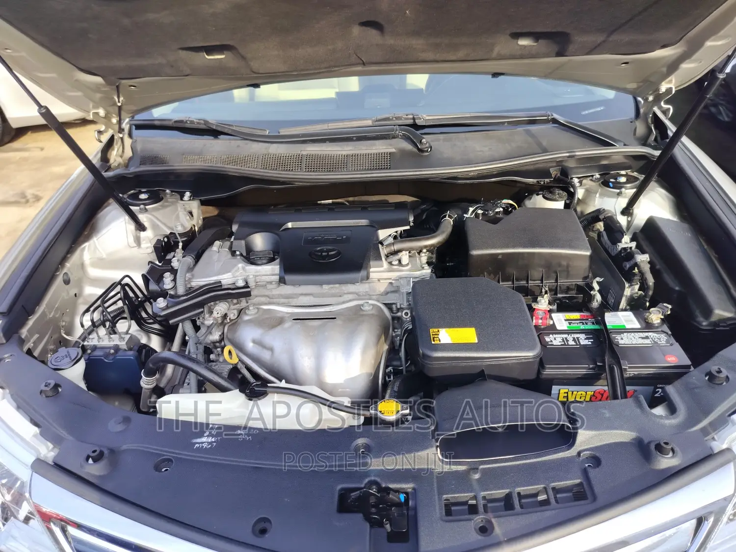 Toyota Camry 2013 Gold