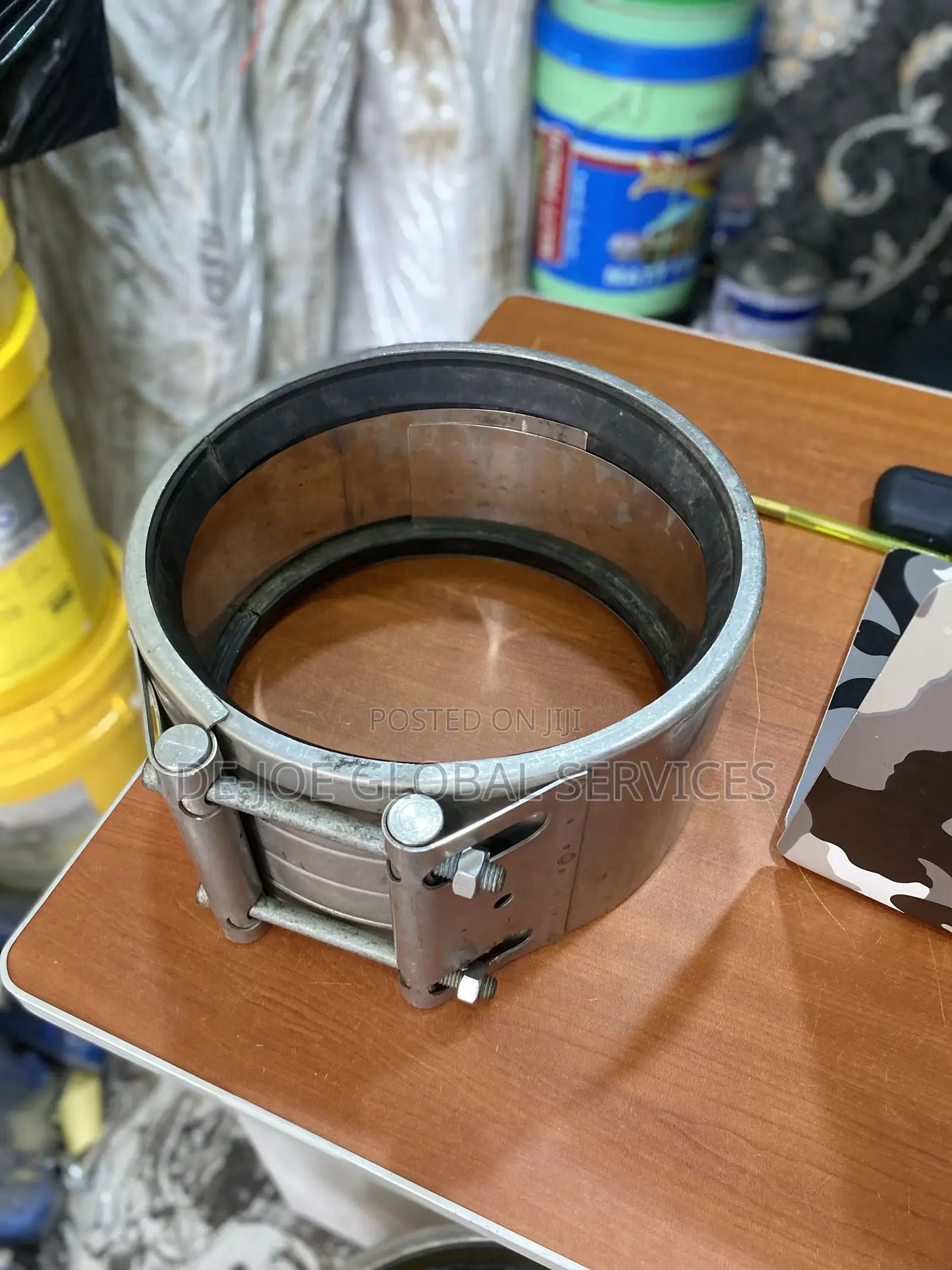 Straub Pipe Clamps; Rubber (Nbr) Sleeve, 200A Stainless