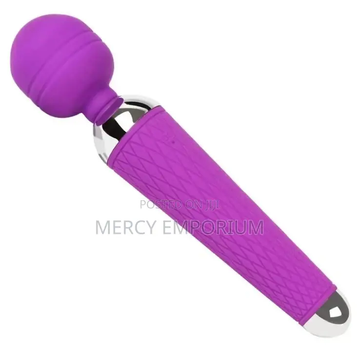 Erotic Strong Vibrating Wand Sex Toy and Massager