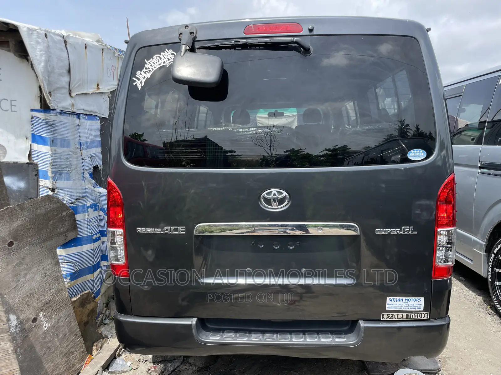 Toyota Regius 2010 Grey