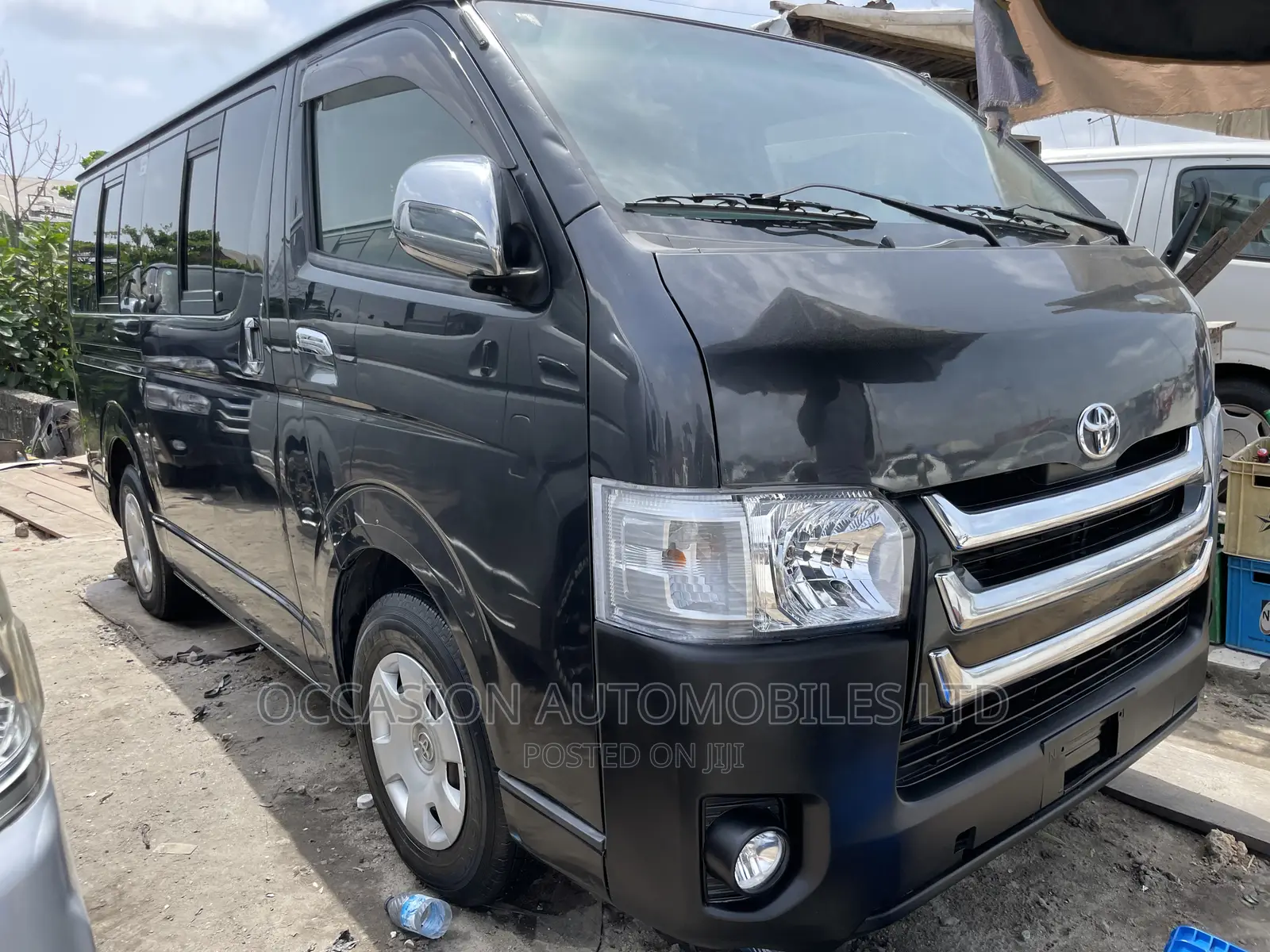 Toyota Regius 2010 Grey