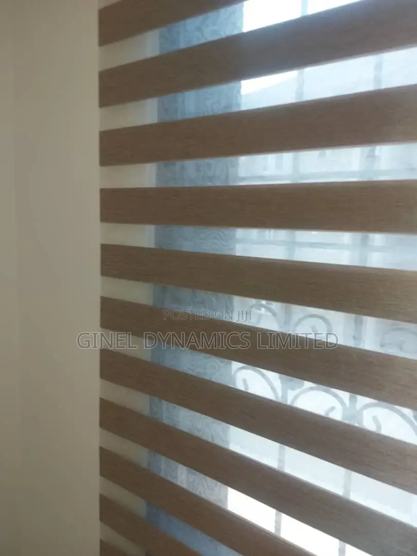 High Quality Window Blind (Free Delivery)