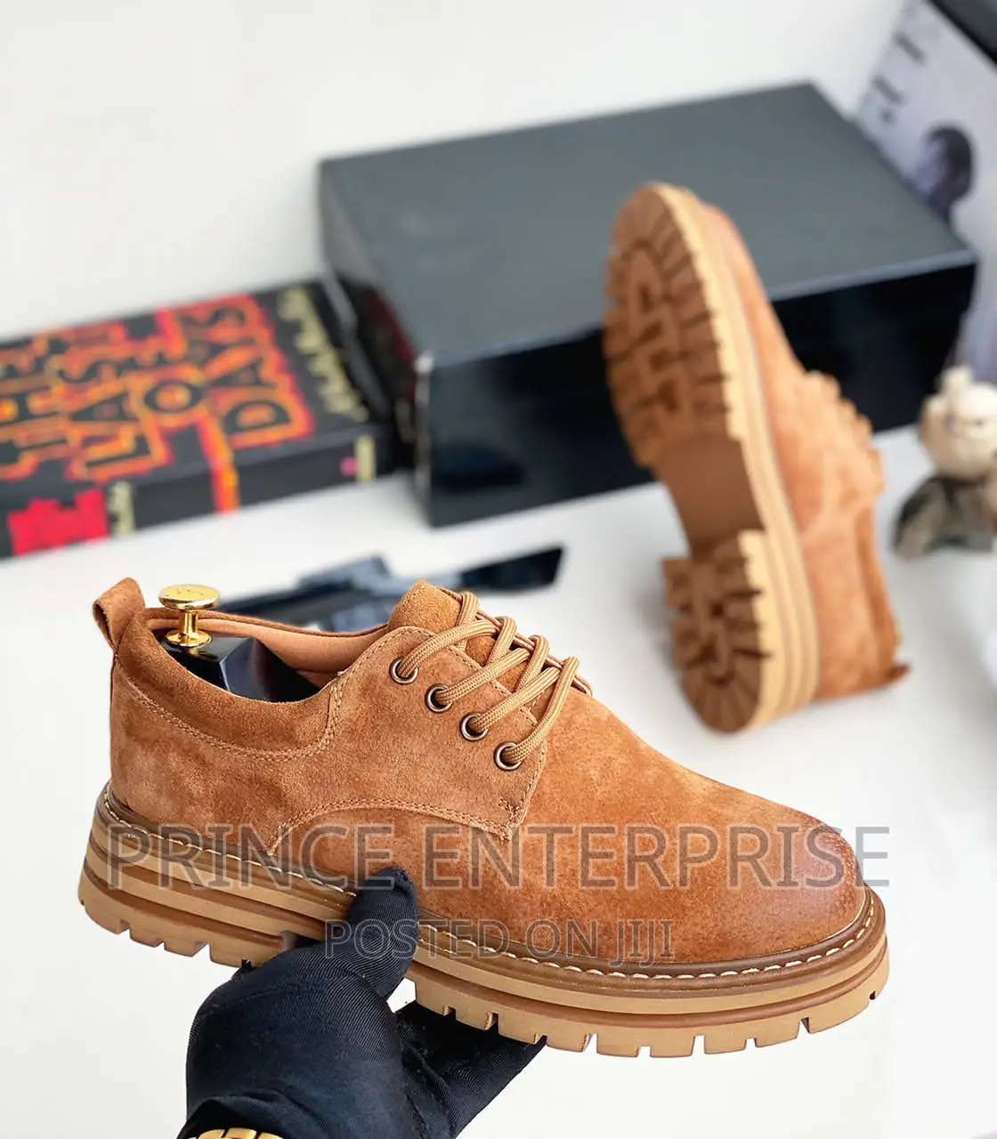 New Luxery Shoe* *Kingsley Shock Shoe*
