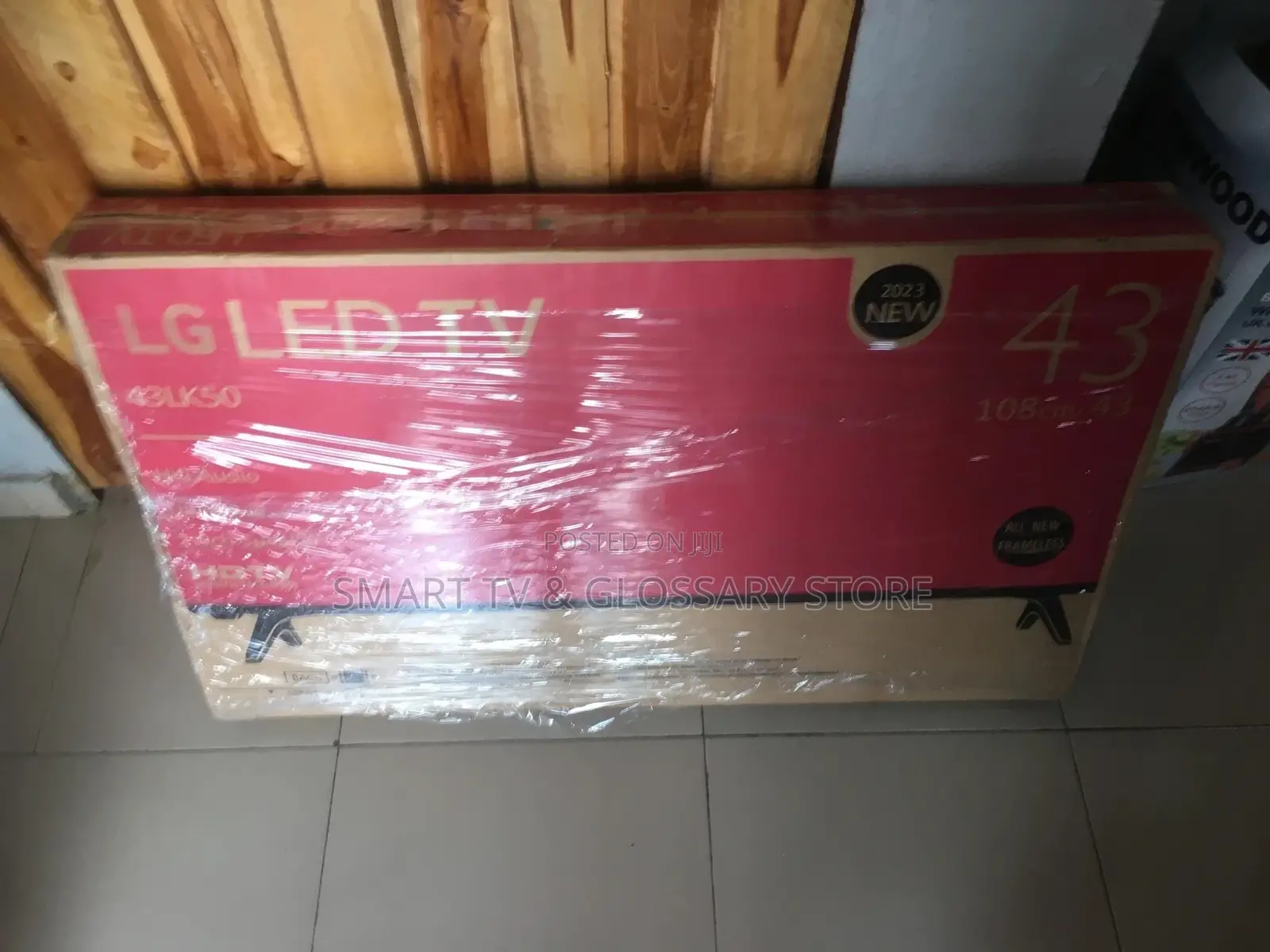 LG 43inches Wall Mountable