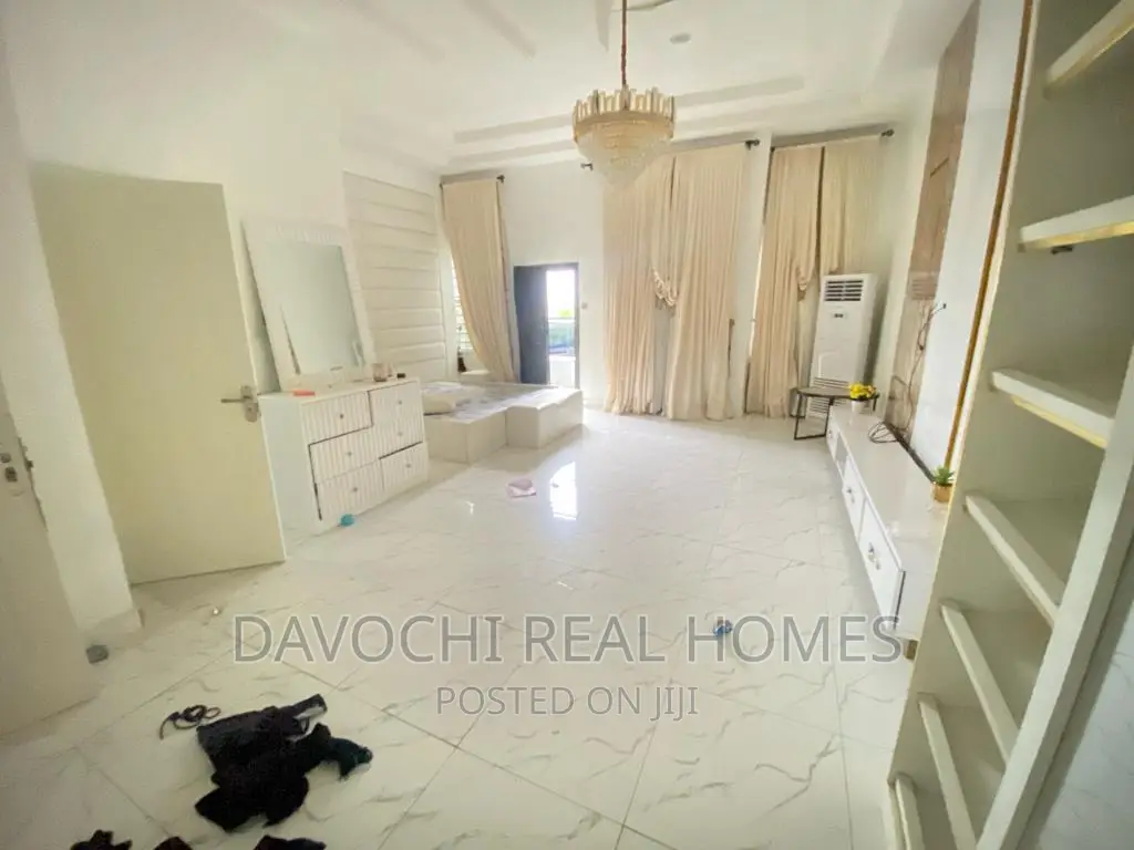 4bdrm Duplex in Chevron Drive, Lekki for rent