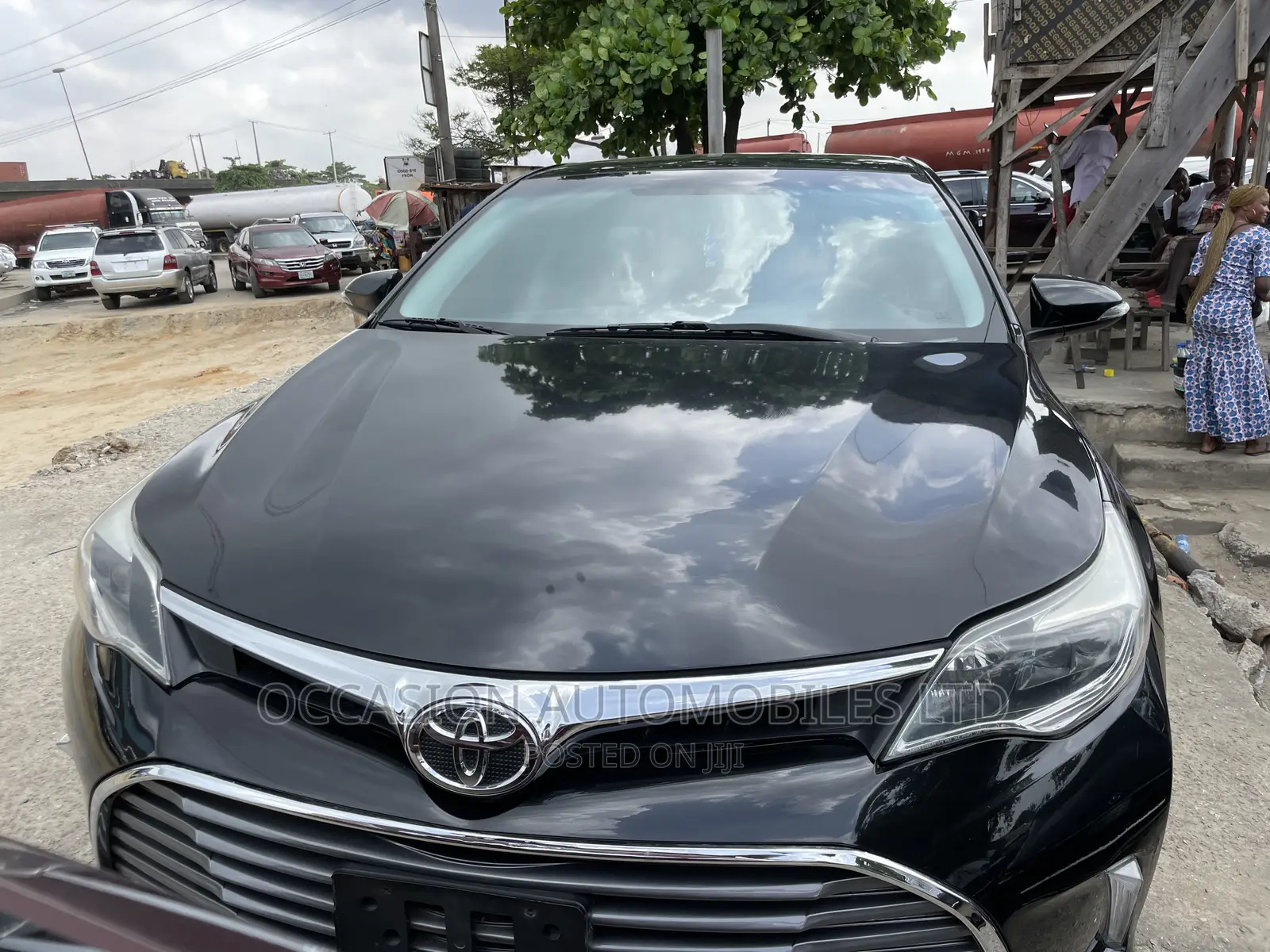 Toyota Avalon XLE Premium Sedan FWD (3.5L 6cyl 6A) 2013 Black
