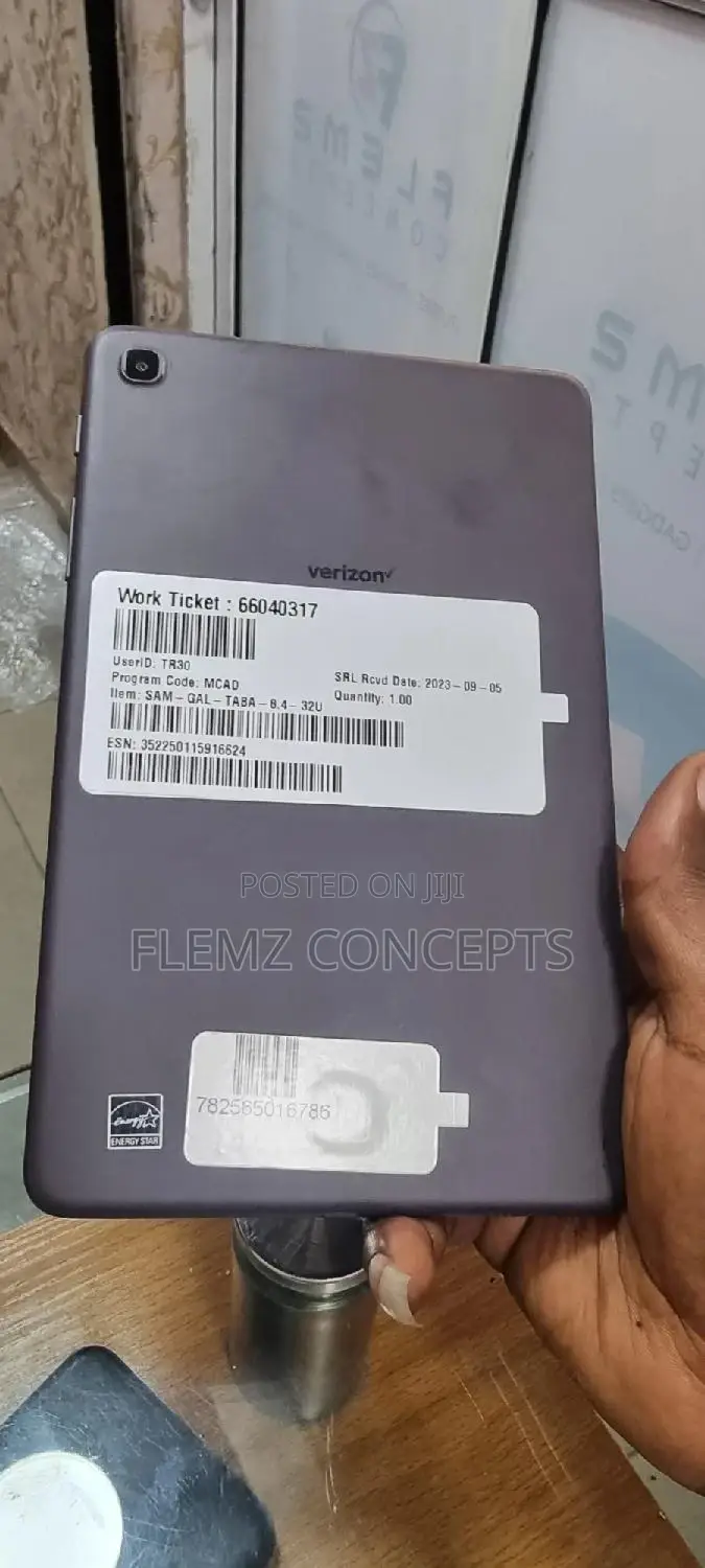 Samsung Galaxy Tab A 8.4 (2020) 32 GB Gray