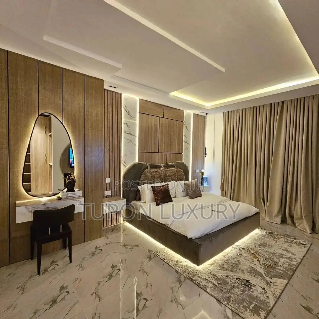 Luxury 2 Bedroom Condo in Lekki Phase 1