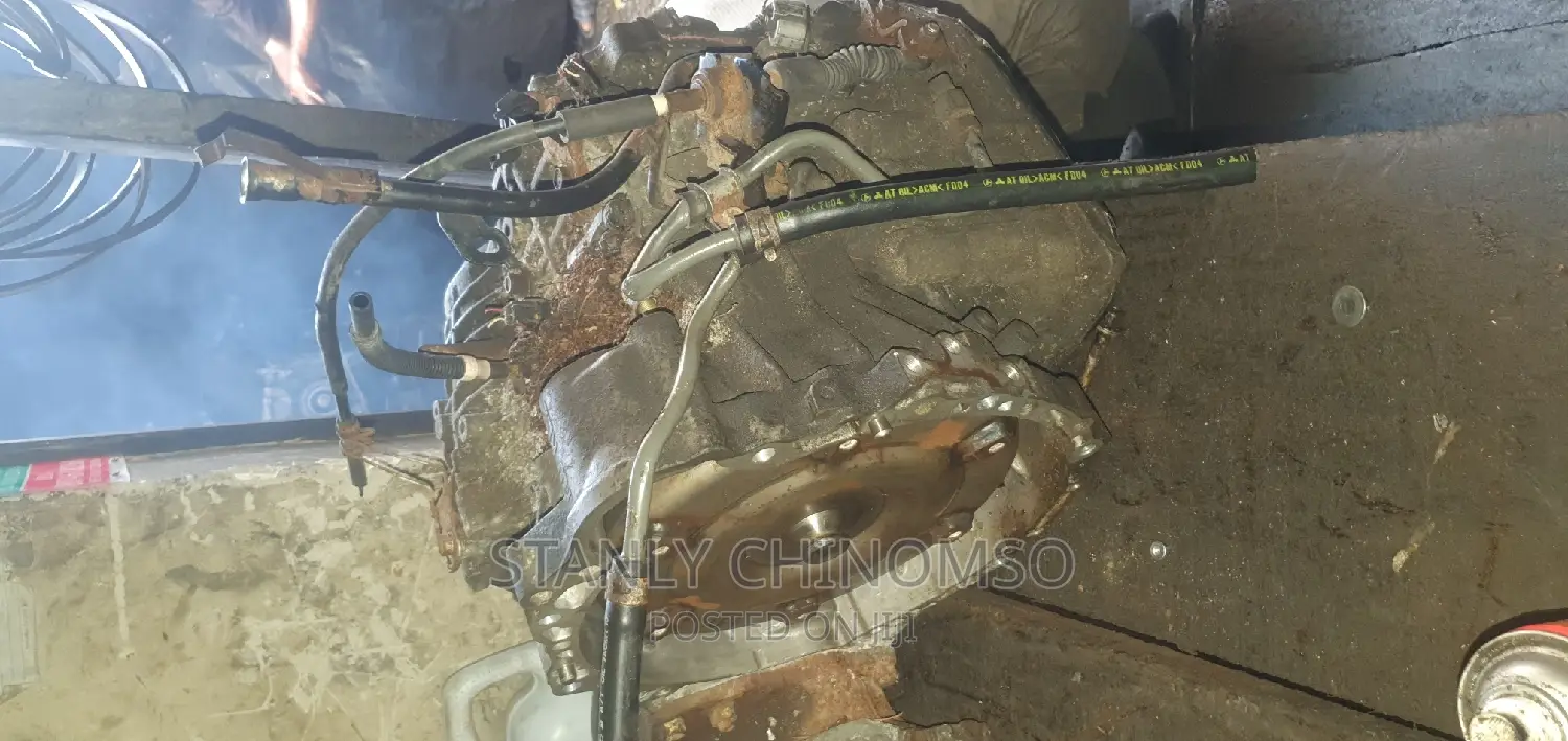 13pin Gearbox From Sienna Lexus330 05 Model 2wheel Drive