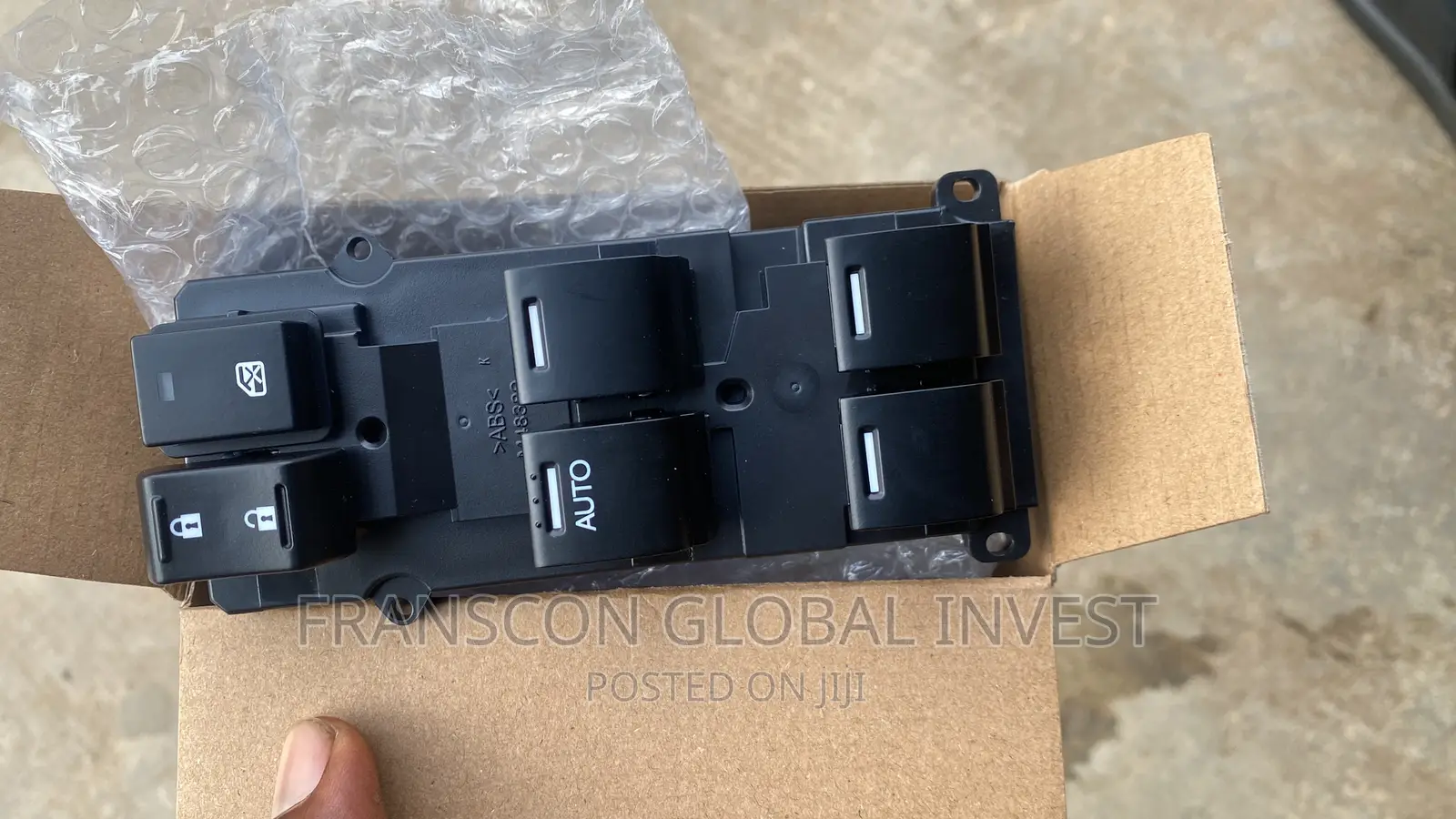 Central Lock and Window Glass Control 2013 Honda CRV