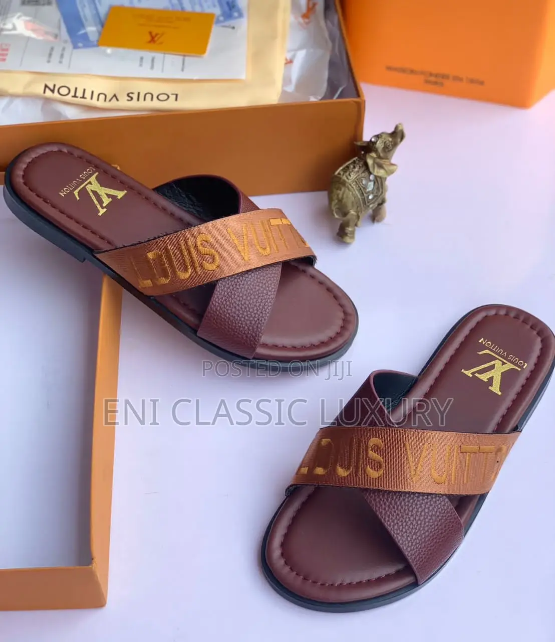 High Quality Designer Slippers Available in Store