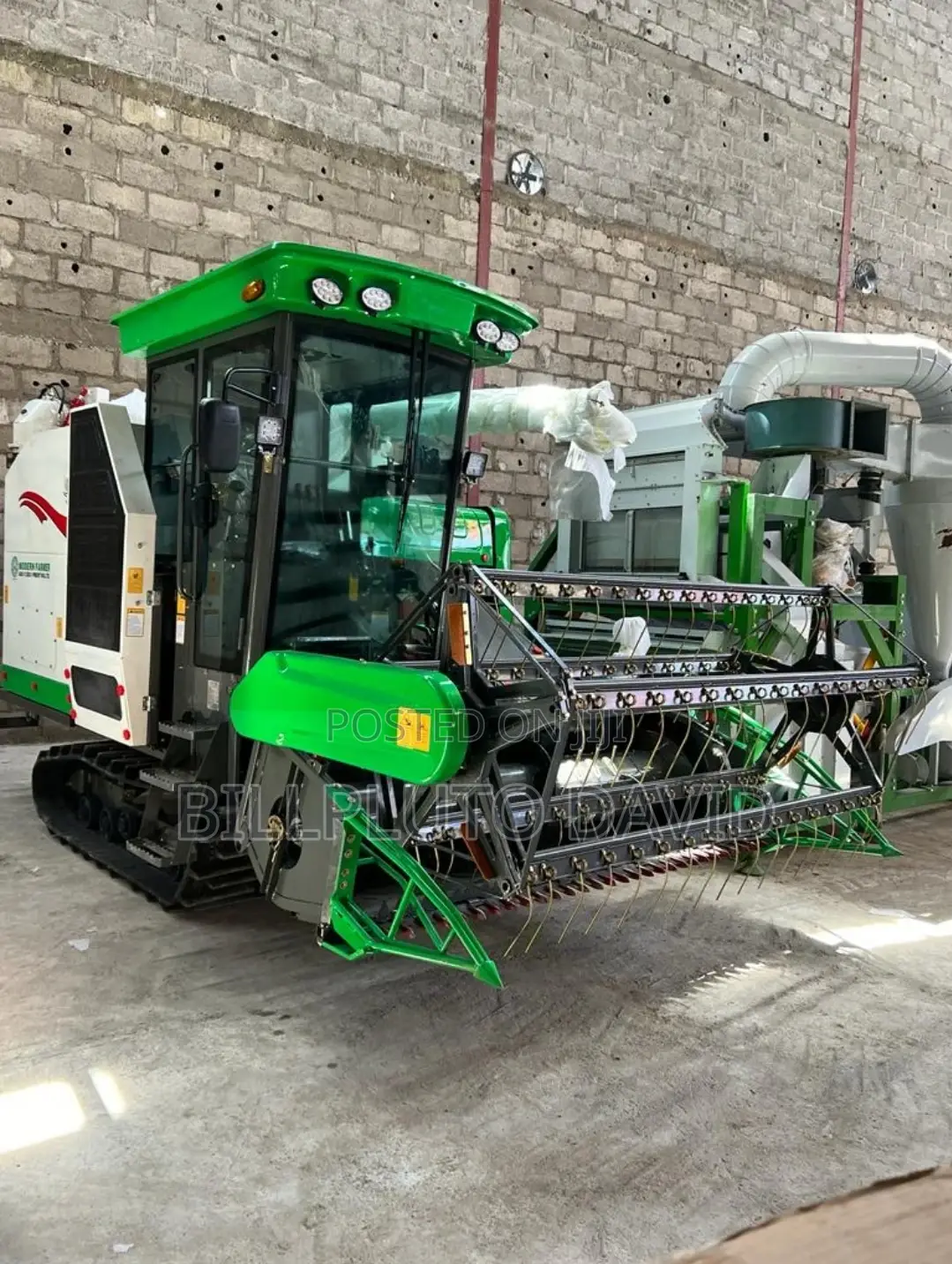 Combined Harvester Machine