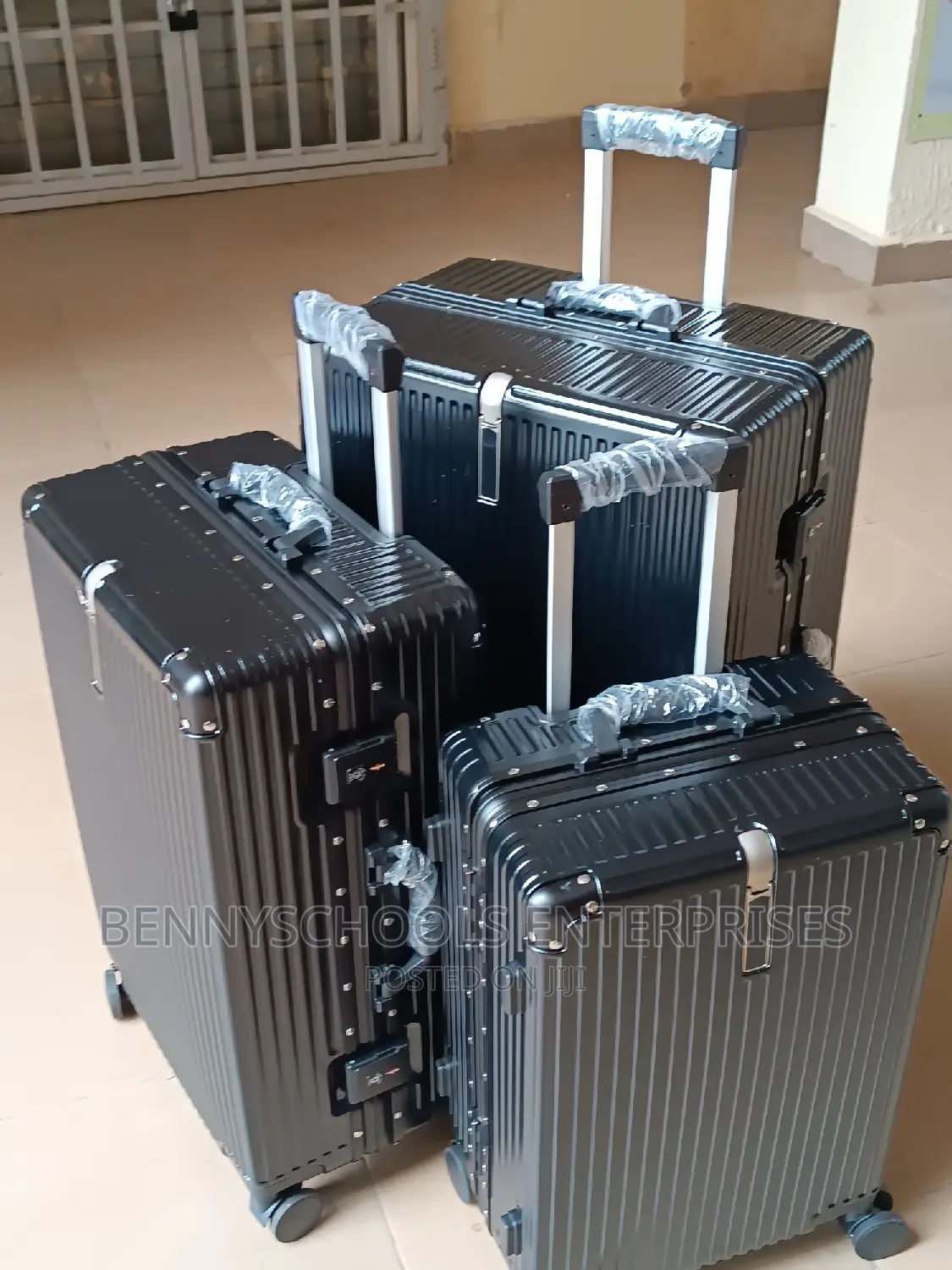 Set of 3 Pure Black Aluminium Travelling Luggage Boxes