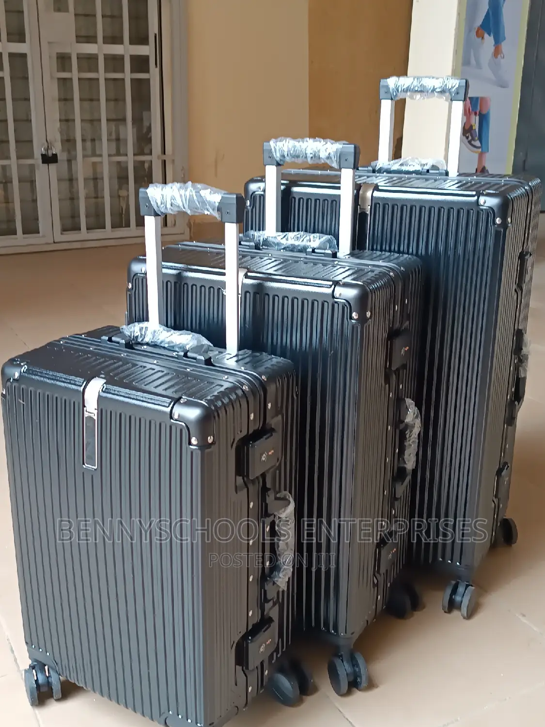 Set of 3 Pure Black Aluminium Travelling Luggage Boxes
