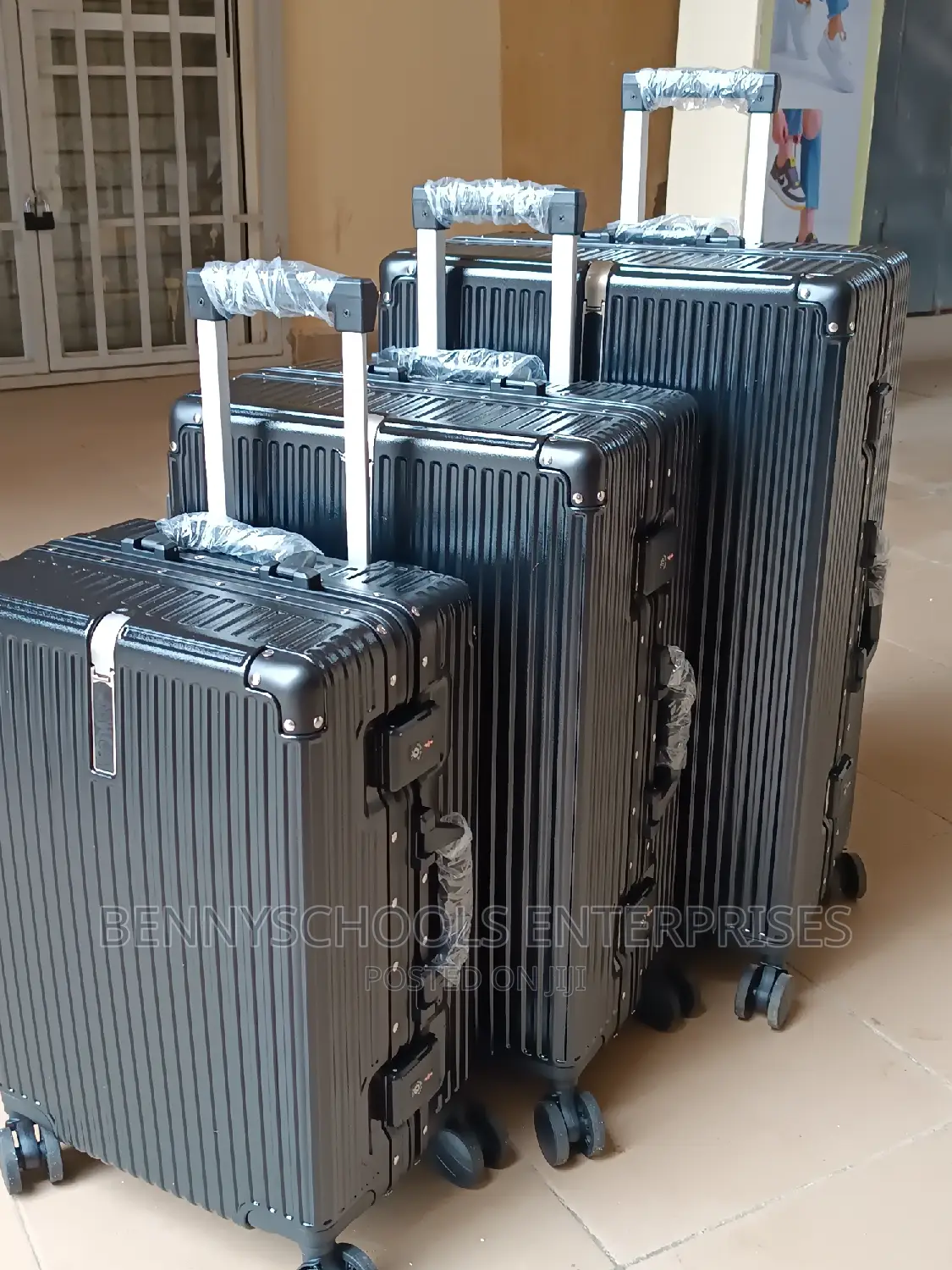 Set of 3 Pure Black Aluminium Travelling Luggage Boxes