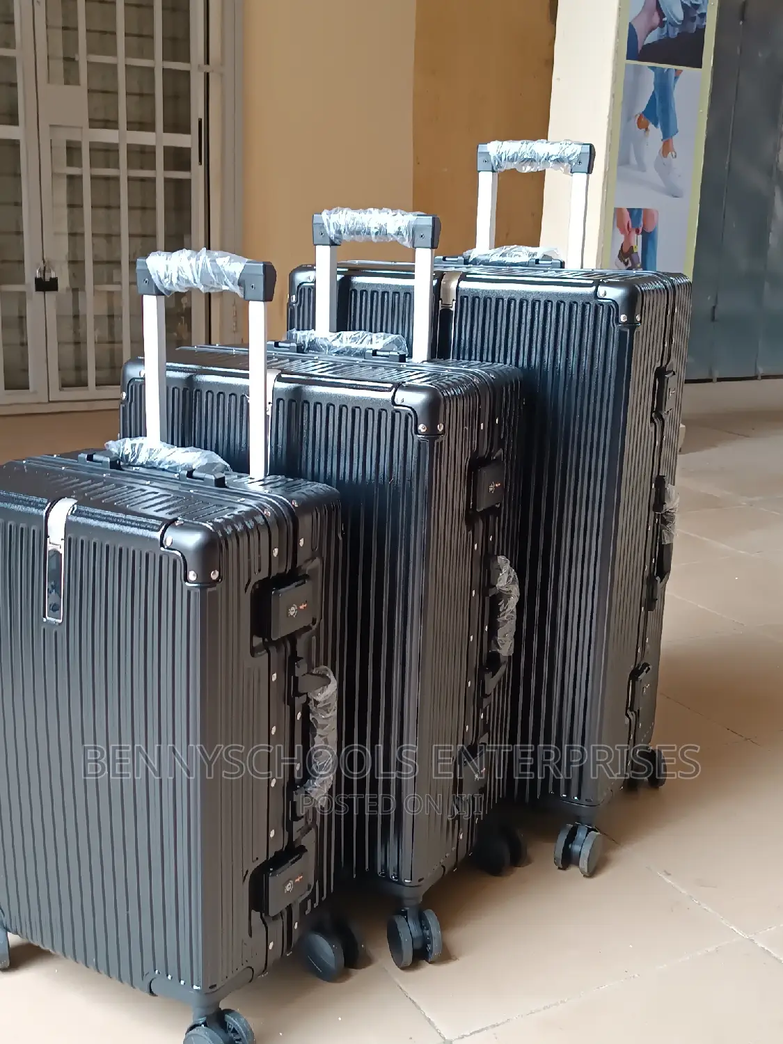 Set of 3 Pure Black Aluminium Travelling Luggage Boxes