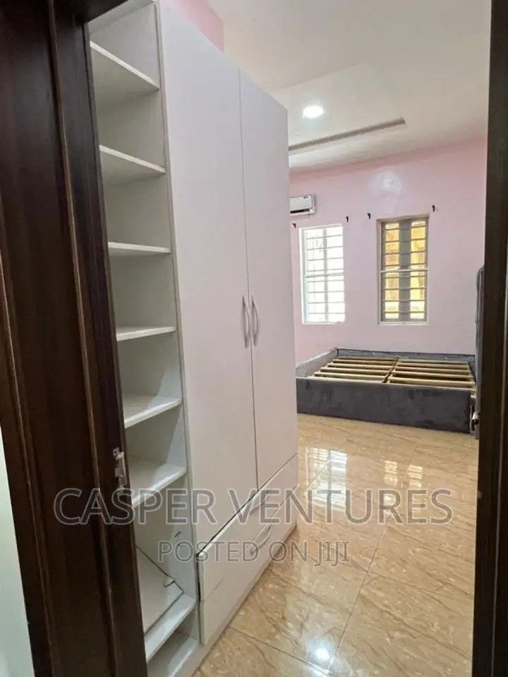 1bdrm Shared Apartment in Ologolo for rent