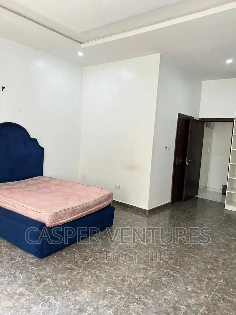 1bdrm Shared Apartment in Ologolo for rent